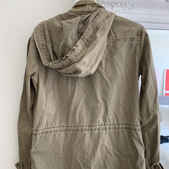 Talula Aritzia Trooper Jacket - Picture 4 of 4